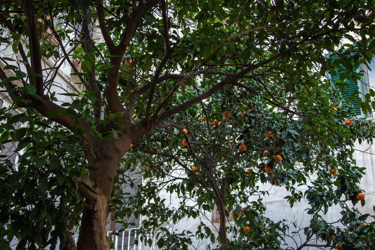 Le Stanze Del Vicere Boutique Hotel Naples Luaran gambar