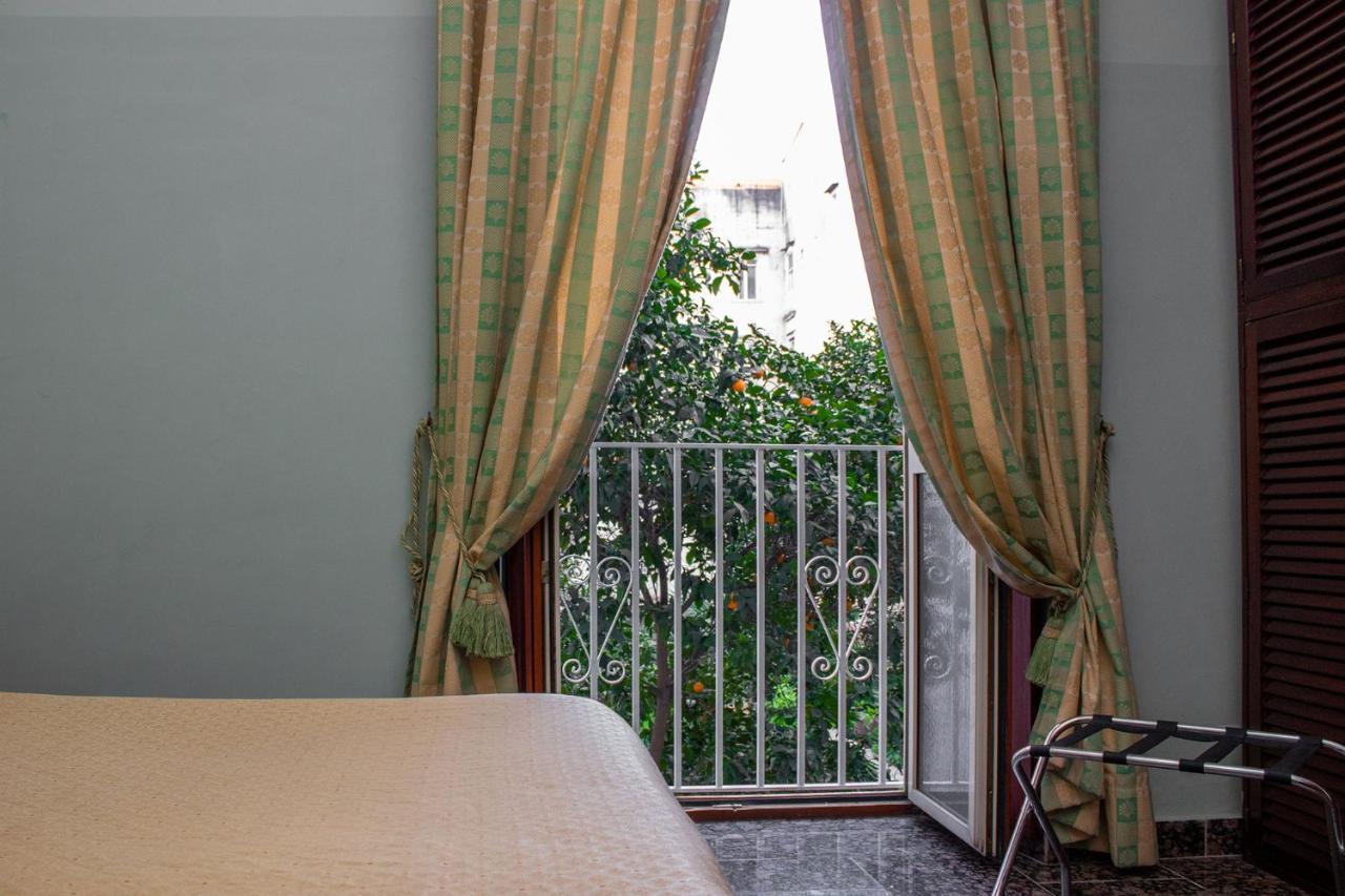 Le Stanze Del Vicere Boutique Hotel Naples Luaran gambar